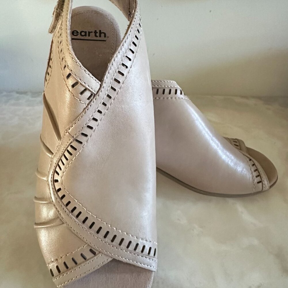 Earth Steph moza slingback sandal